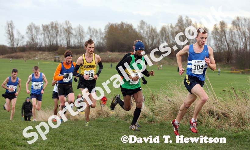 nick Swinburn (Morpeth) leads the senior mens North Eastern Cross Country, Champs., Temple Park, South Shields. Photo: David T. Hewitson/Sports for All Pics